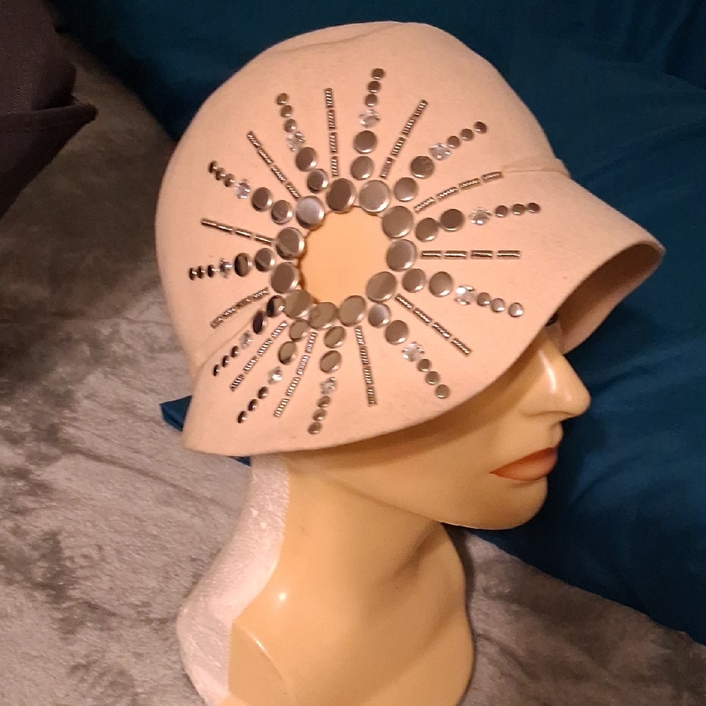 Saks Fifth Avenue Beige Cloche Hat with Sunburst Silver Accents
